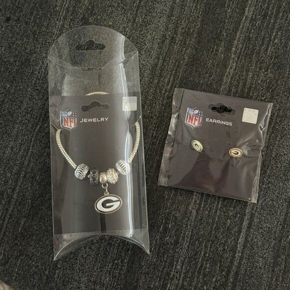 Green Bay Packers Jewelry Set Silver Tone Bracelet Logo Earrings Studs - Picture 2 of 3